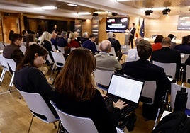 El Aula de Seguridad y Fuerzas Armadas de LA VERDAD, en imágenes