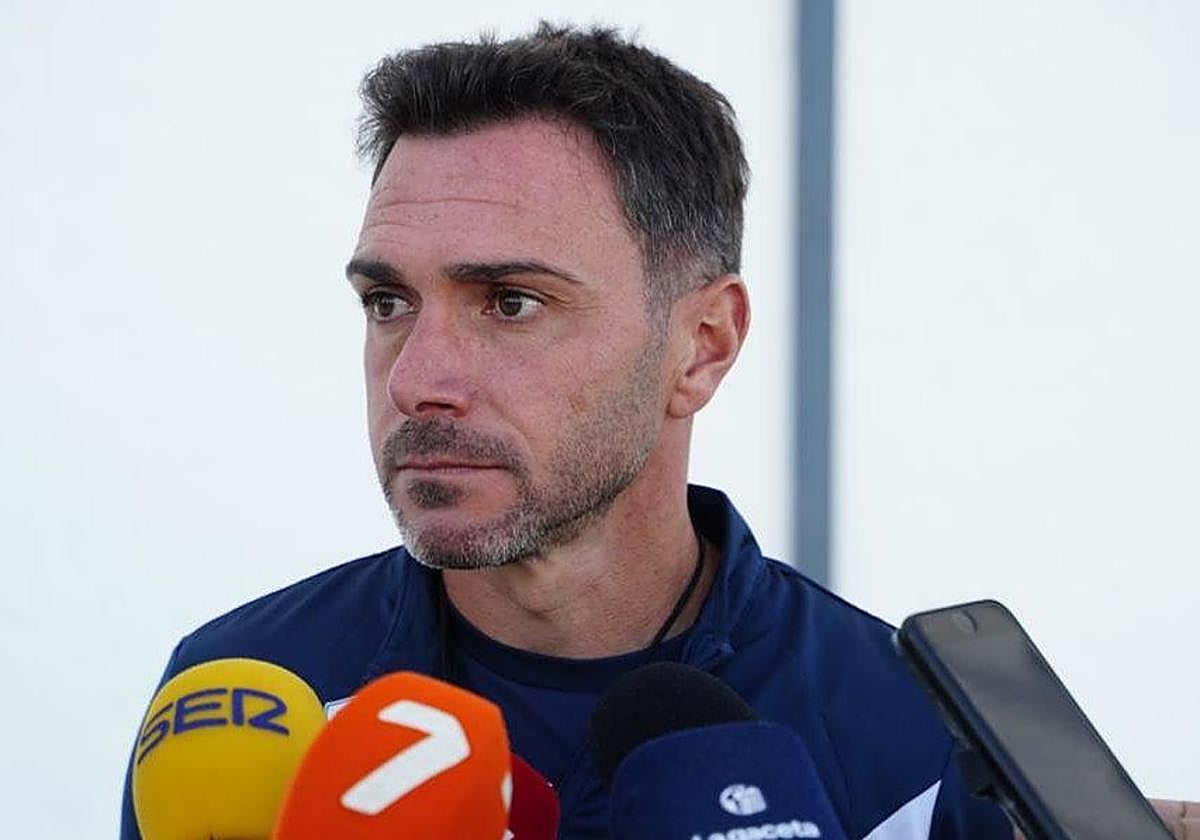 Adrián Colunga, este viernes, durante la rueda de prensa.