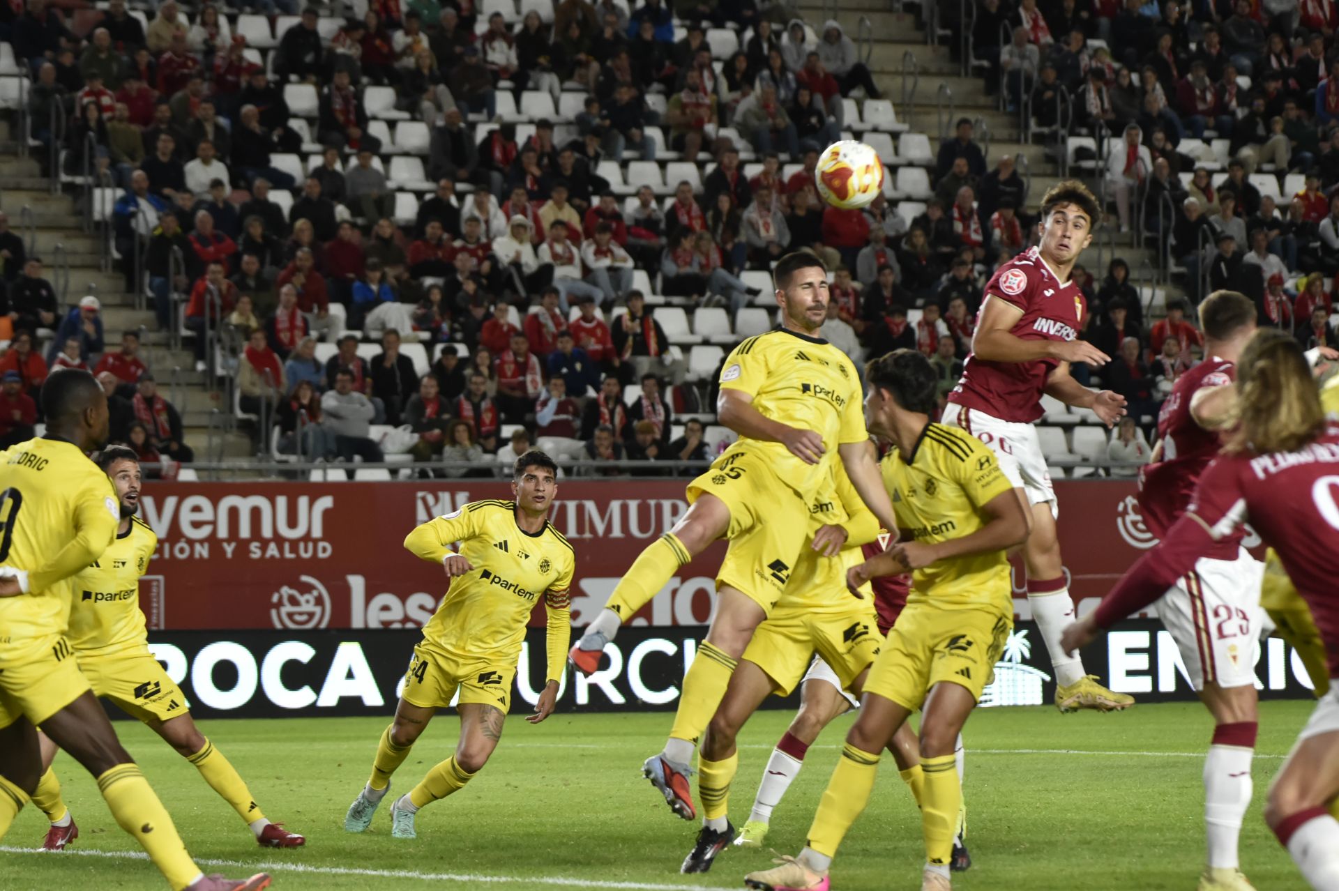 El Real Murcia de Colunga suma su segunda victoria consecutiva, en imágenes