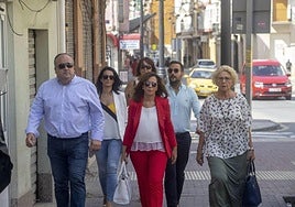 Ana Belén Castejón, junto al resto de expulsados del PSOE.