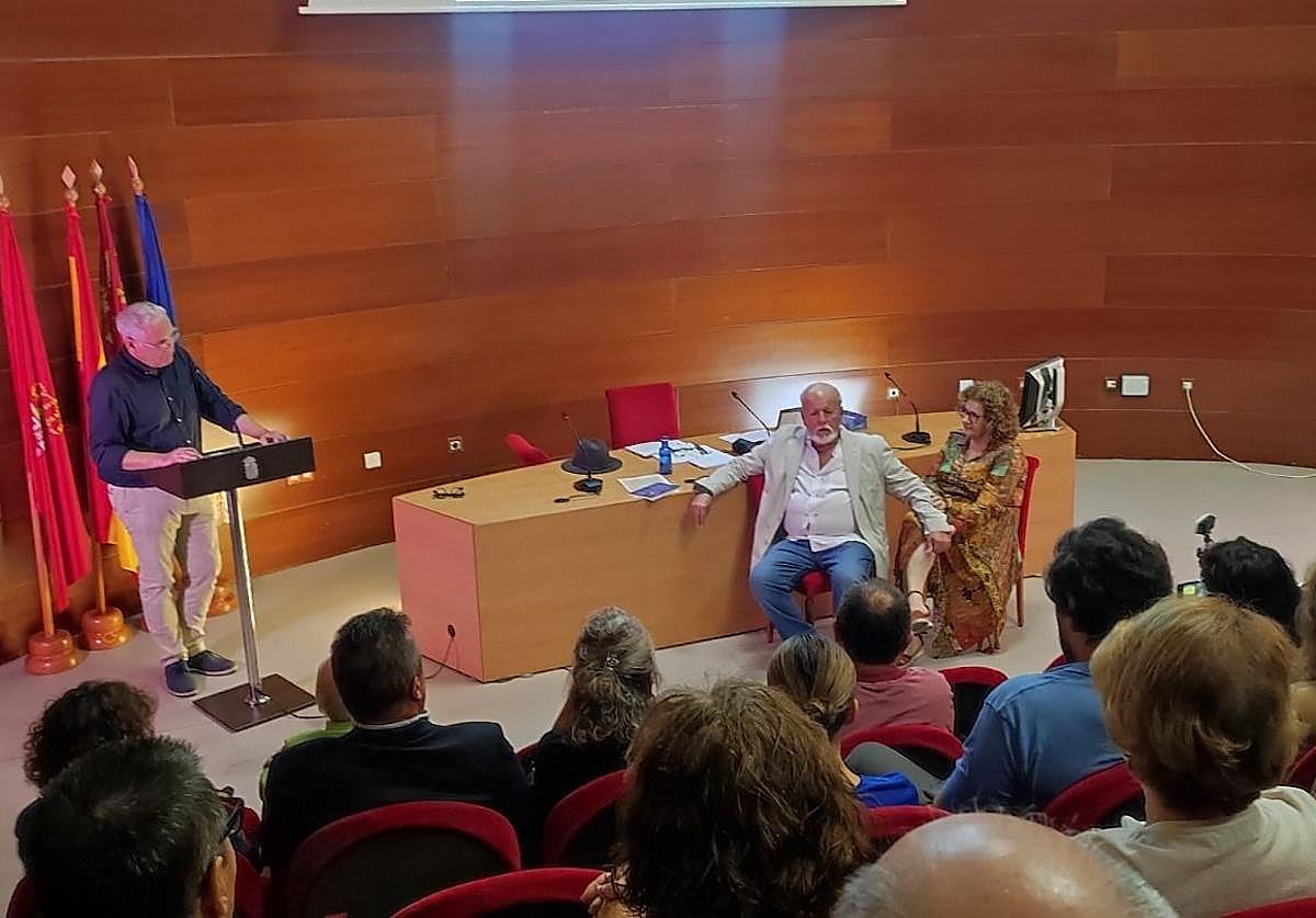 La presentación del último libro de Juan Antonio Espín.