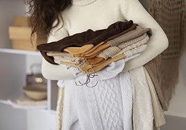 El producto de tu cocina que elimina las bolas del jersey en segundos.