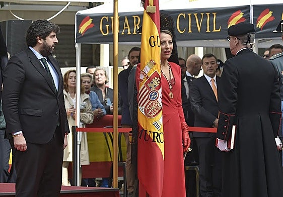 Fernando López Miras, este jueves, durante el acto militar de la Guardia Civil.