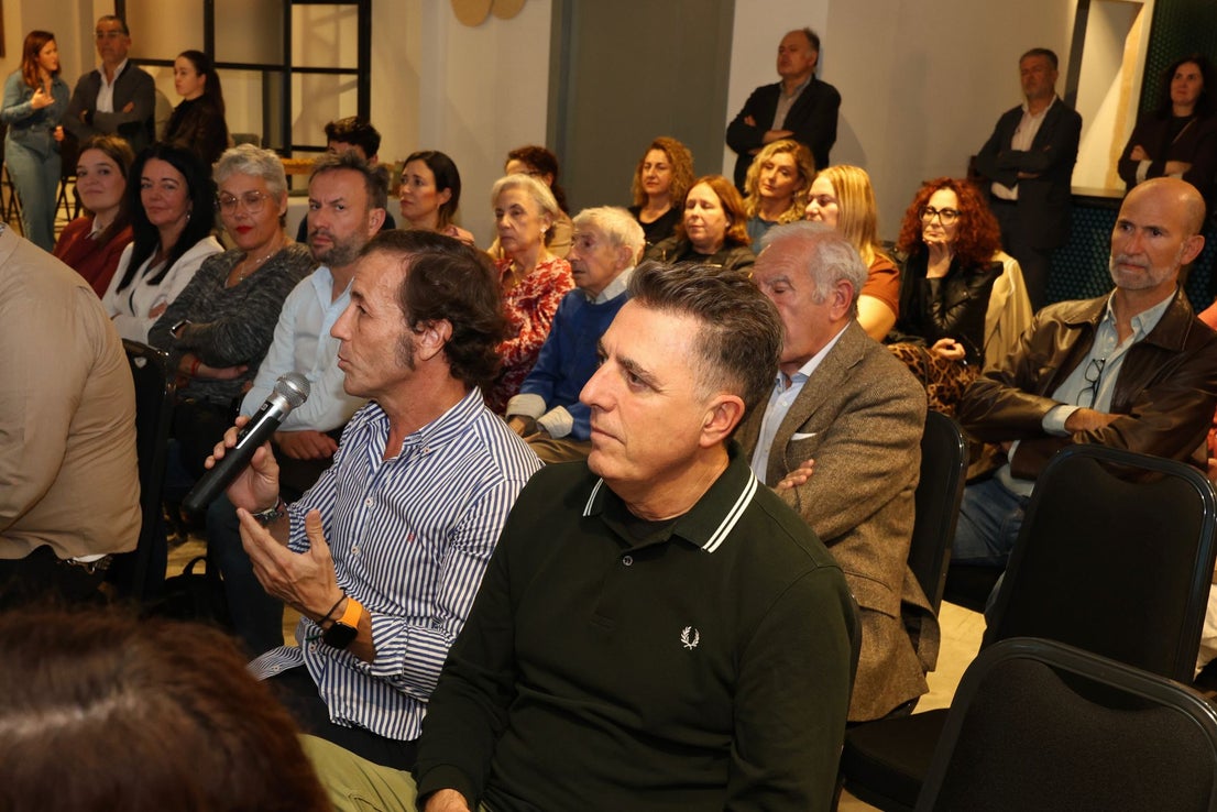 Foro 'Diálogos con arte', en imágenes