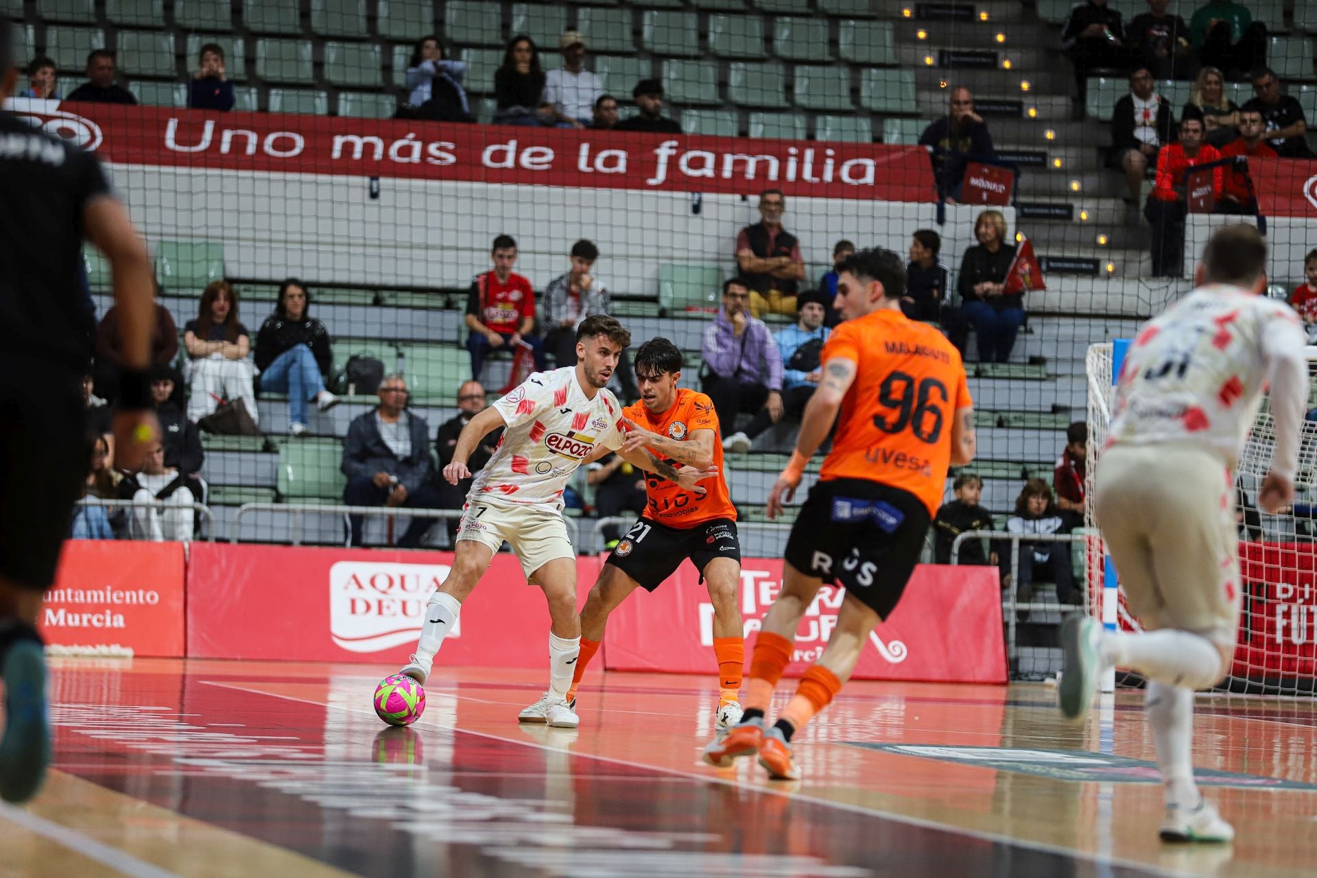 La victoria de ElPozo ante Ribera Navarra, en imágenes