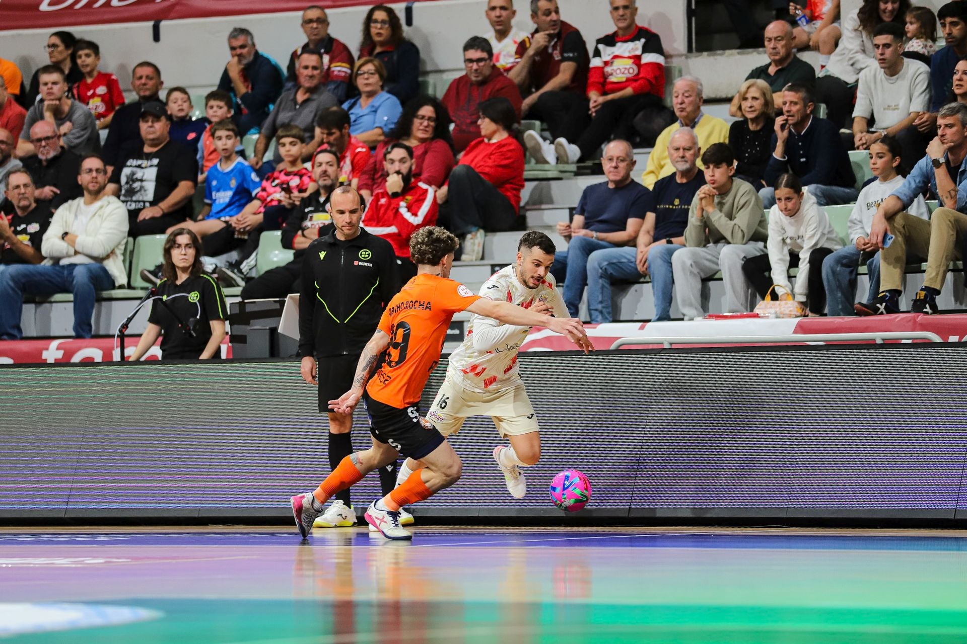 La victoria de ElPozo ante Ribera Navarra, en imágenes