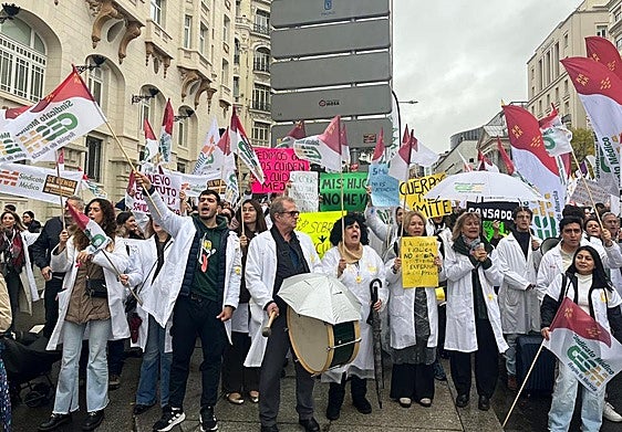Médicos de la Región, este sábado, en Madrid.