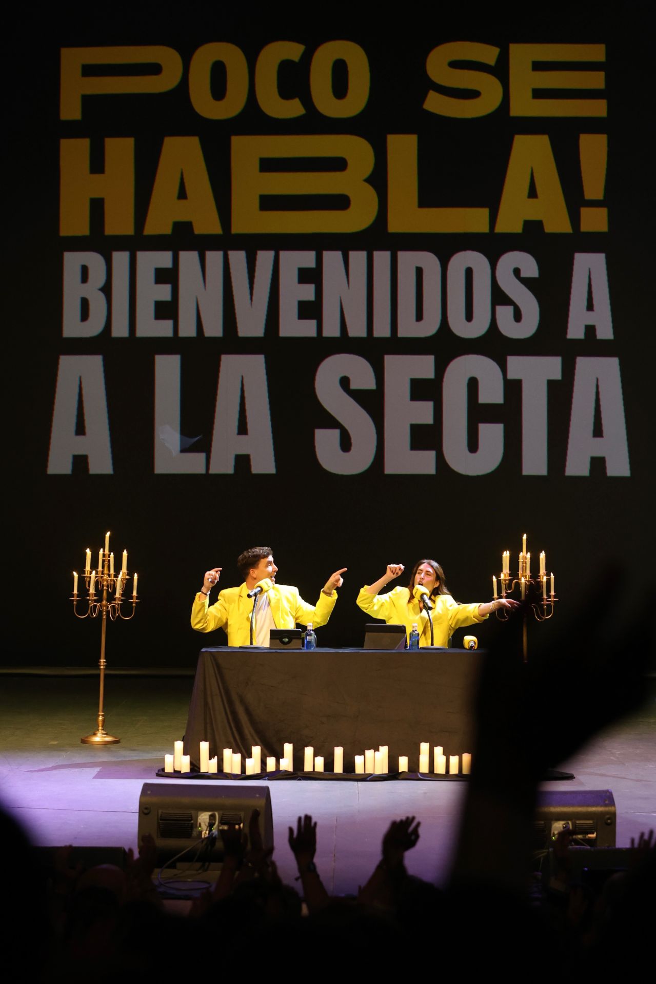 Risas y buen rollo en Murcia con el espectáculo de Xuso Jones y Ana Brito