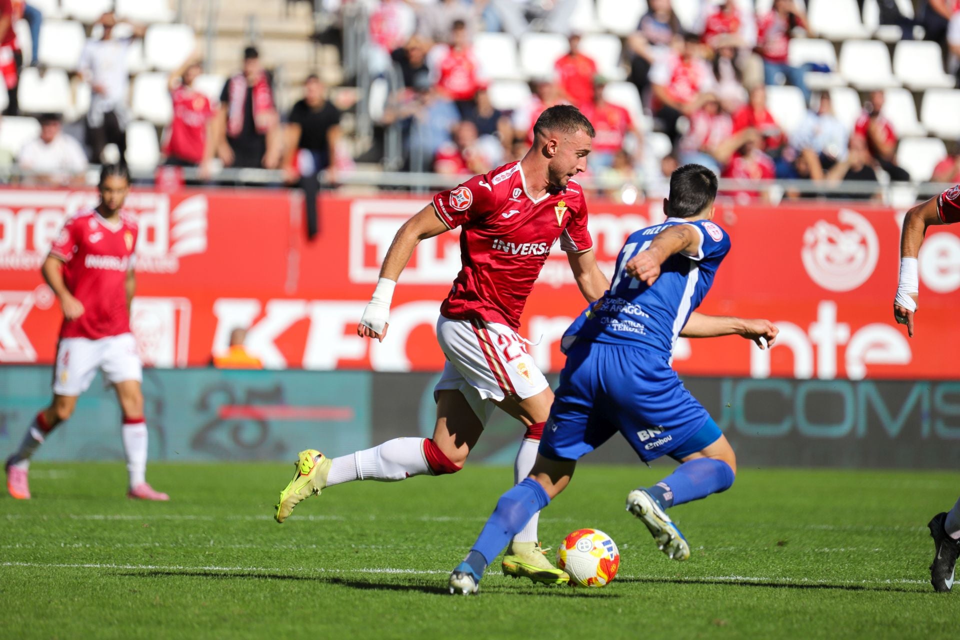 El Real Murcia no puede prolongar ante el Teruel su racha de victorias