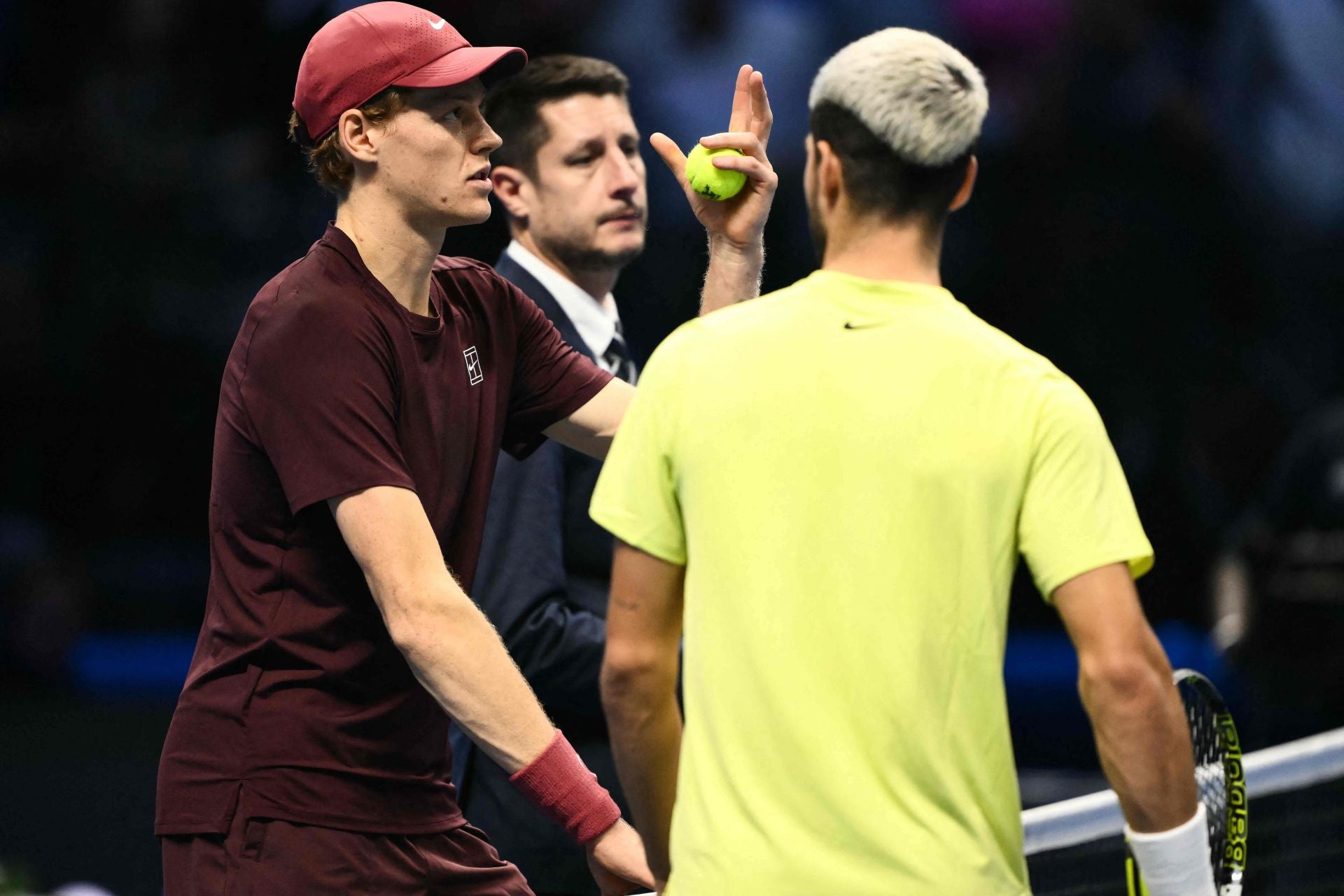 Carlos Alcaraz cae ante Sinner en la ATP Finals, en imágenes