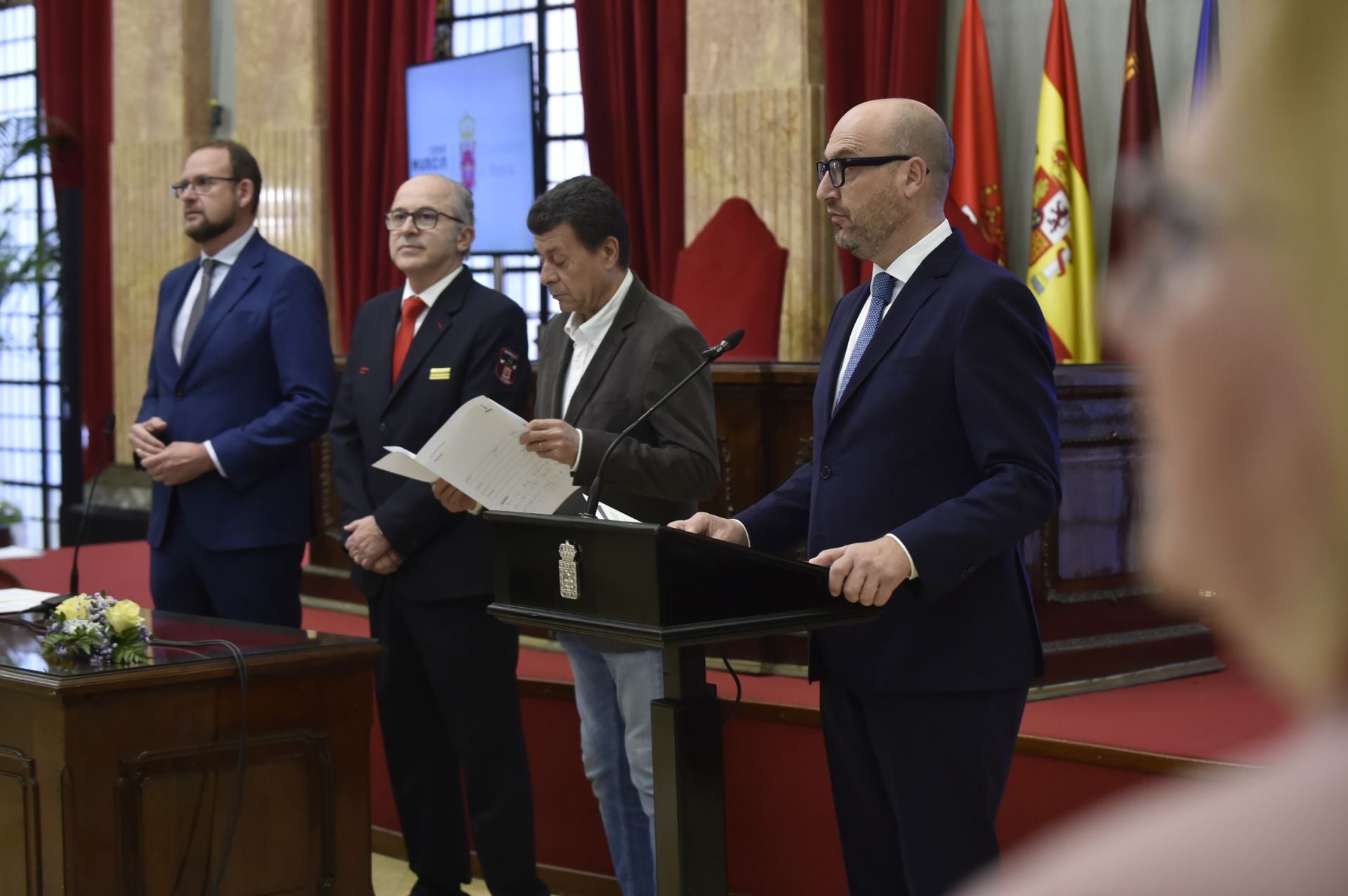 Las imágenes de la toma de posesión como funcionarios de 45 nuevos bomberos en Murcia