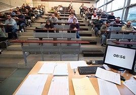 Examen de oposiciones al SMS, en una imagen de archivo.