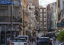 Instalación de las luces en Cartagena, este mes.