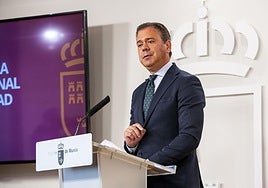 Marcos Ortuño, en rueda de prensa.