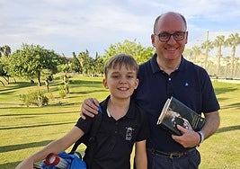Padre e hijo en MontePríncipe.