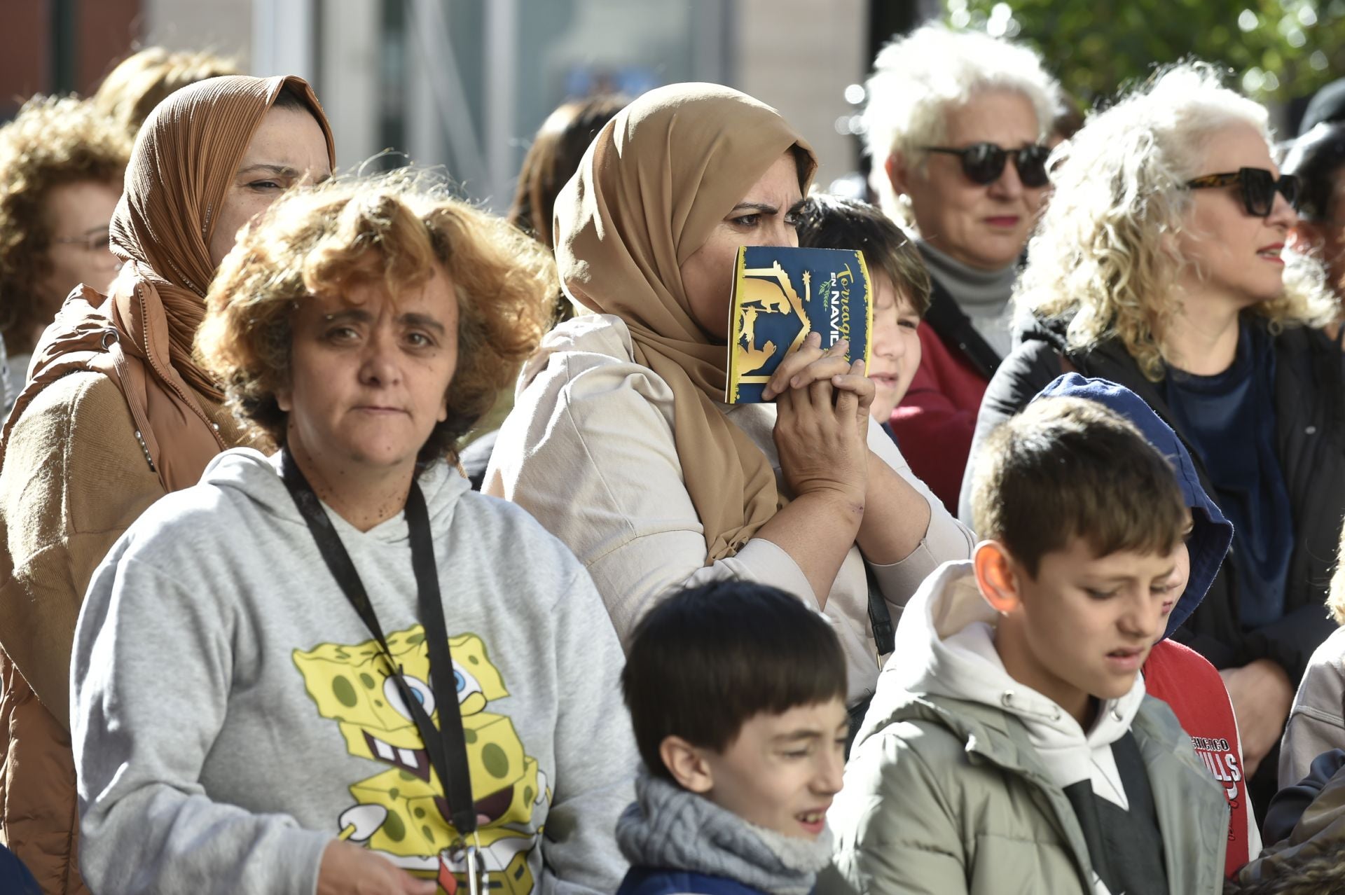 La nevada artificial en Murcia para cumplir el deseo de un niño de 7 años, en imágenes