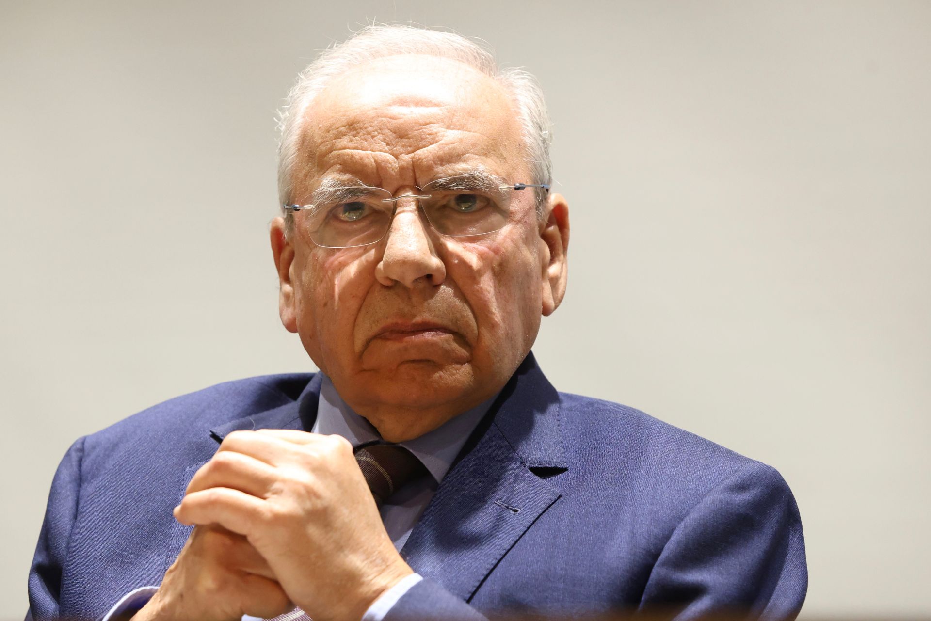 Las imágenes de Alfonso Guerra en Murcia en la conferencia &#039;Pensar la democracia&#039;