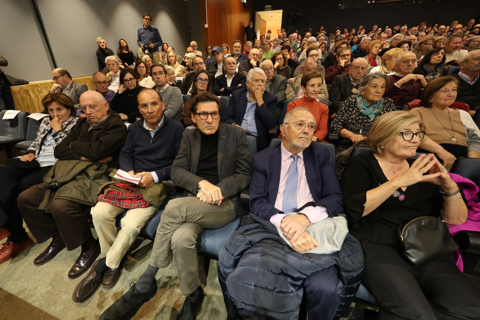 Las imágenes de Alfonso Guerra en Murcia en la conferencia &#039;Pensar la democracia&#039;