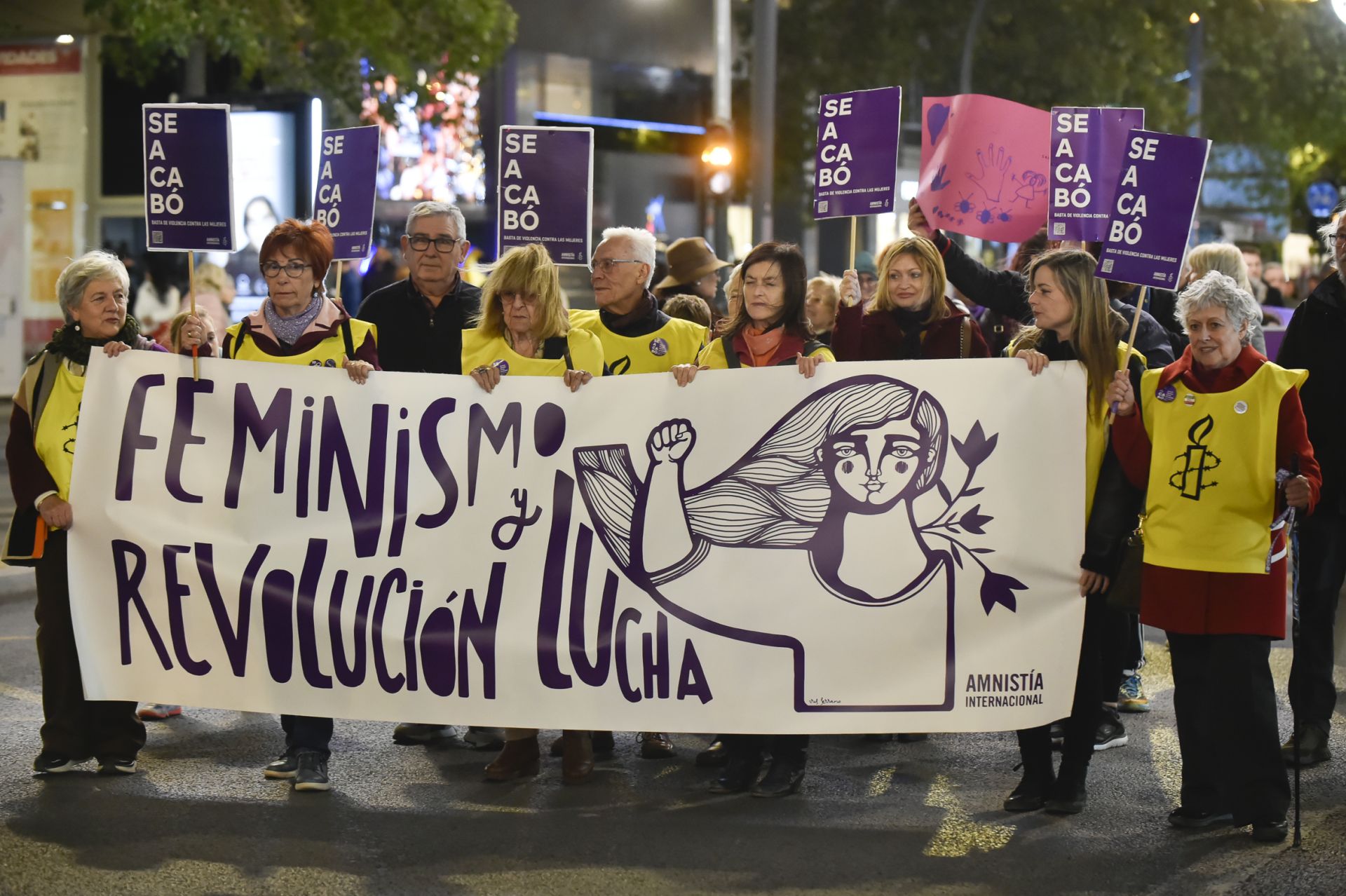 Manifestación por el 25N en Murcia, en imágenes