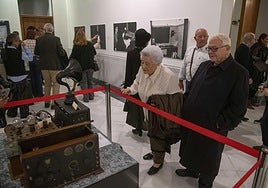 Cien años de emisiones de radio local en Cartagena