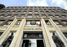 La fachada del Palacio de Justicia en una imagen de archivo.
