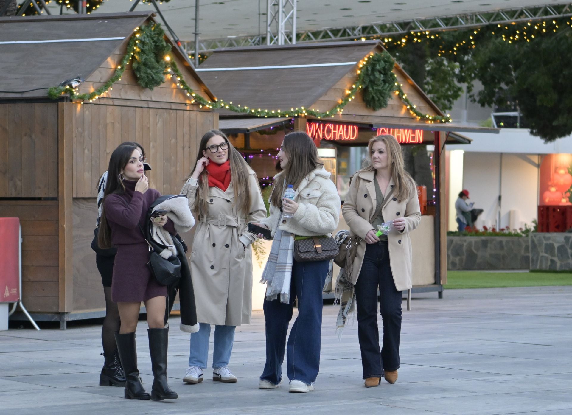 El encendido del árbol de Navidad de Murcia, en imágenes