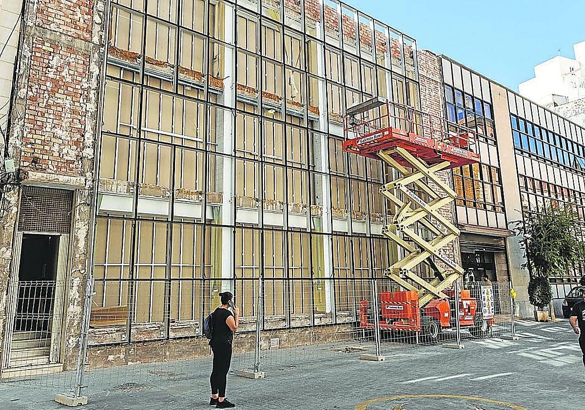 Imagen de archivo del edificio en obras.