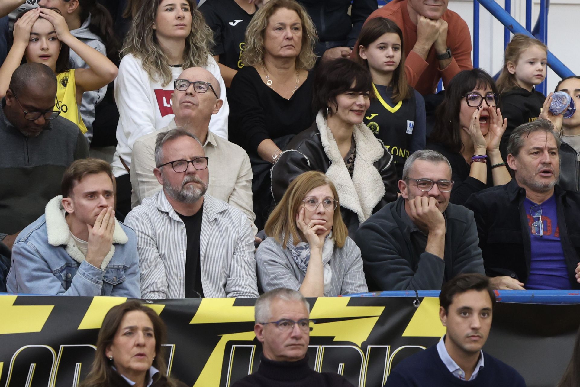 El partido entre el Hozono Jairis y el Perfumerías Avenida, en imágenes