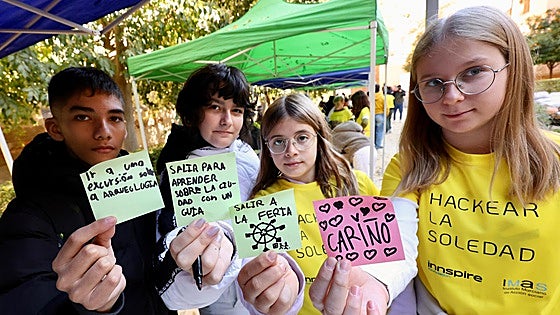 Jornada escolar 'Hackear la soledad' celebrada en Murcia, en imágenes