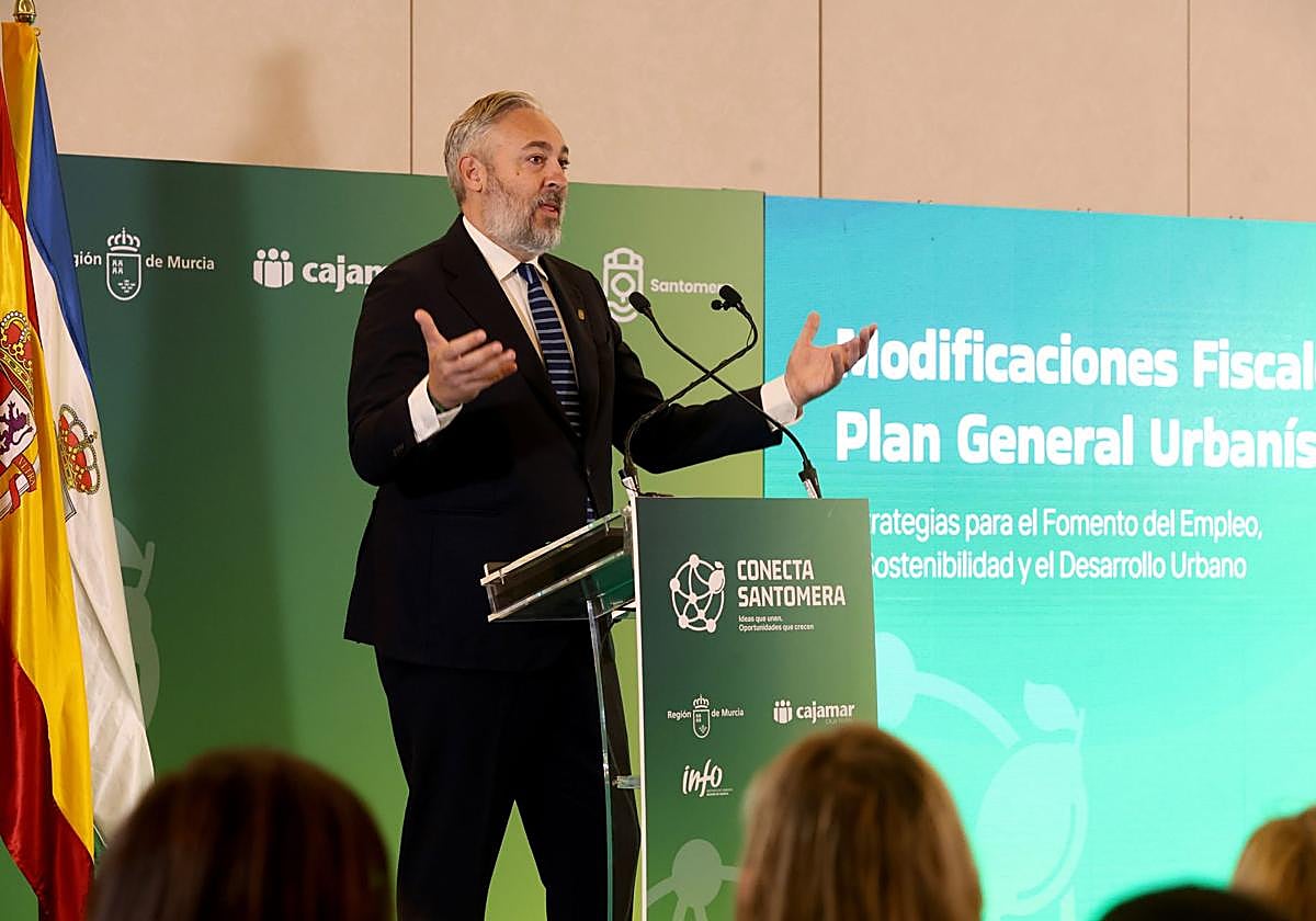 El foro &#039;Conecta Santomera&#039;, en imágenes