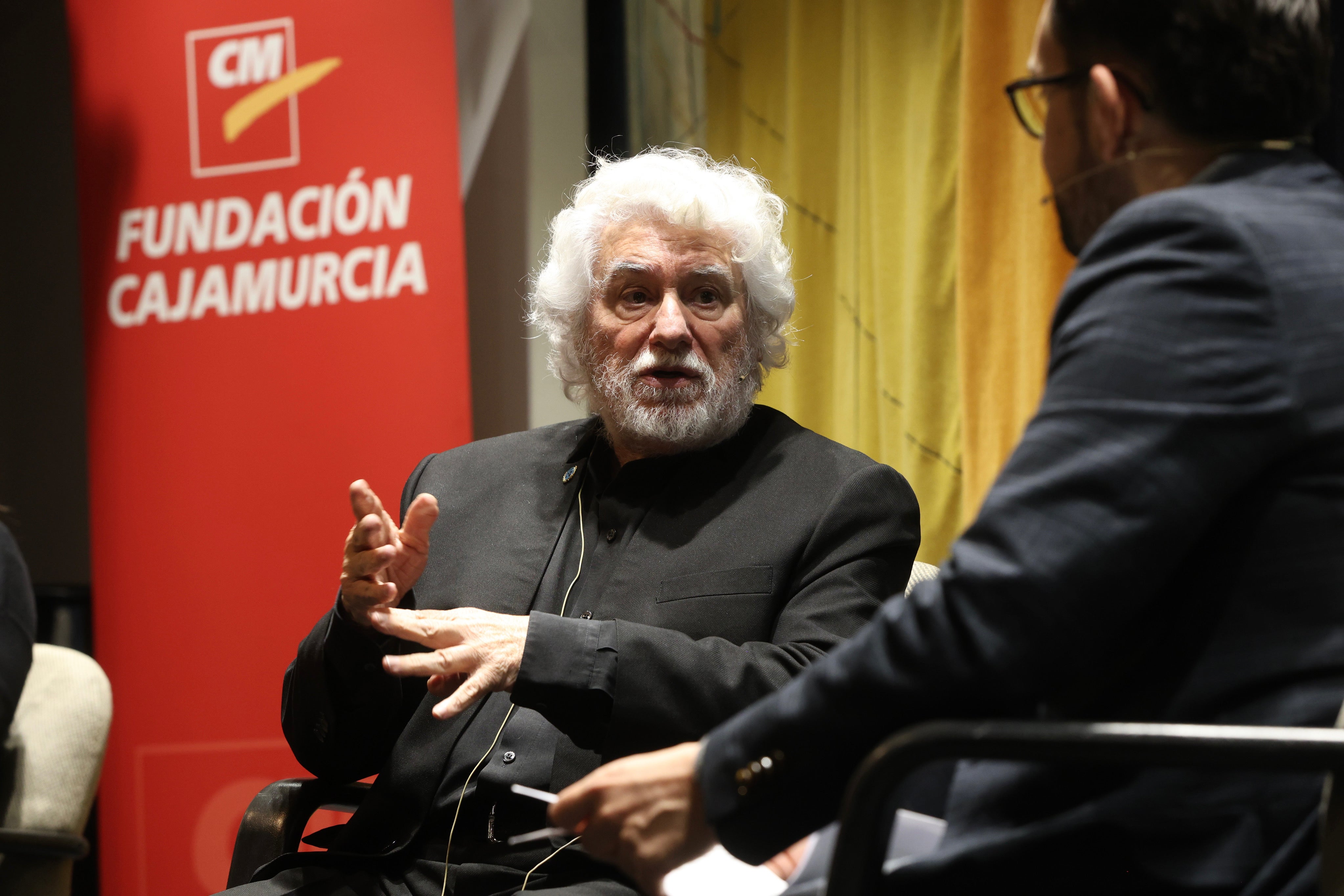 Las imágenes de Gabarrón en el aula de cultura de LA VERDAD