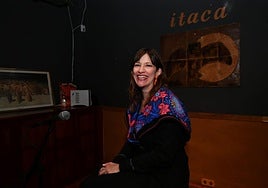 Dorothy Estrada, durante su charla en la edición de 'Beers & Politics' celebrada ayer en Ítaca.