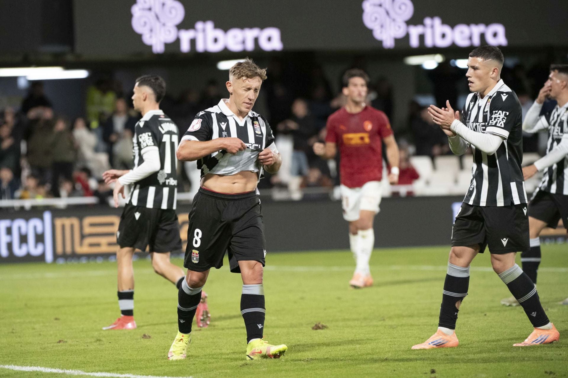 El FC Cartagena, eliminado de la Copa del Rey, en imágenes