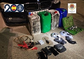 Las herramientas y los objetos que incautaron los agentes.