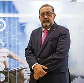 José Manuel Fernández, en las instalaciones de Inversus Capital, ubicadas en la zona de la avenida Juan Carlos I en Murcia.