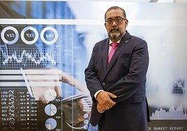 José Manuel Fernández, en las instalaciones de Inversus Capital, ubicadas en la zona de la avenida Juan Carlos I en Murcia.