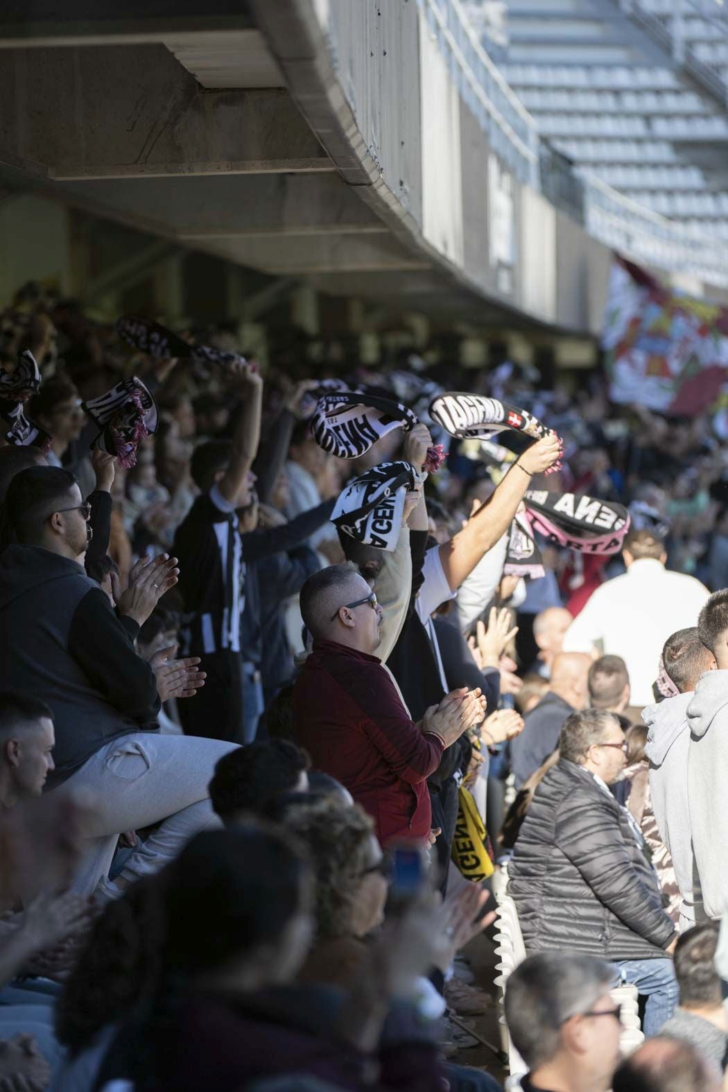 El último entrenamiento del Fútbol Club Cartagena antes del derbi contra el Real Murcia, en imágenes