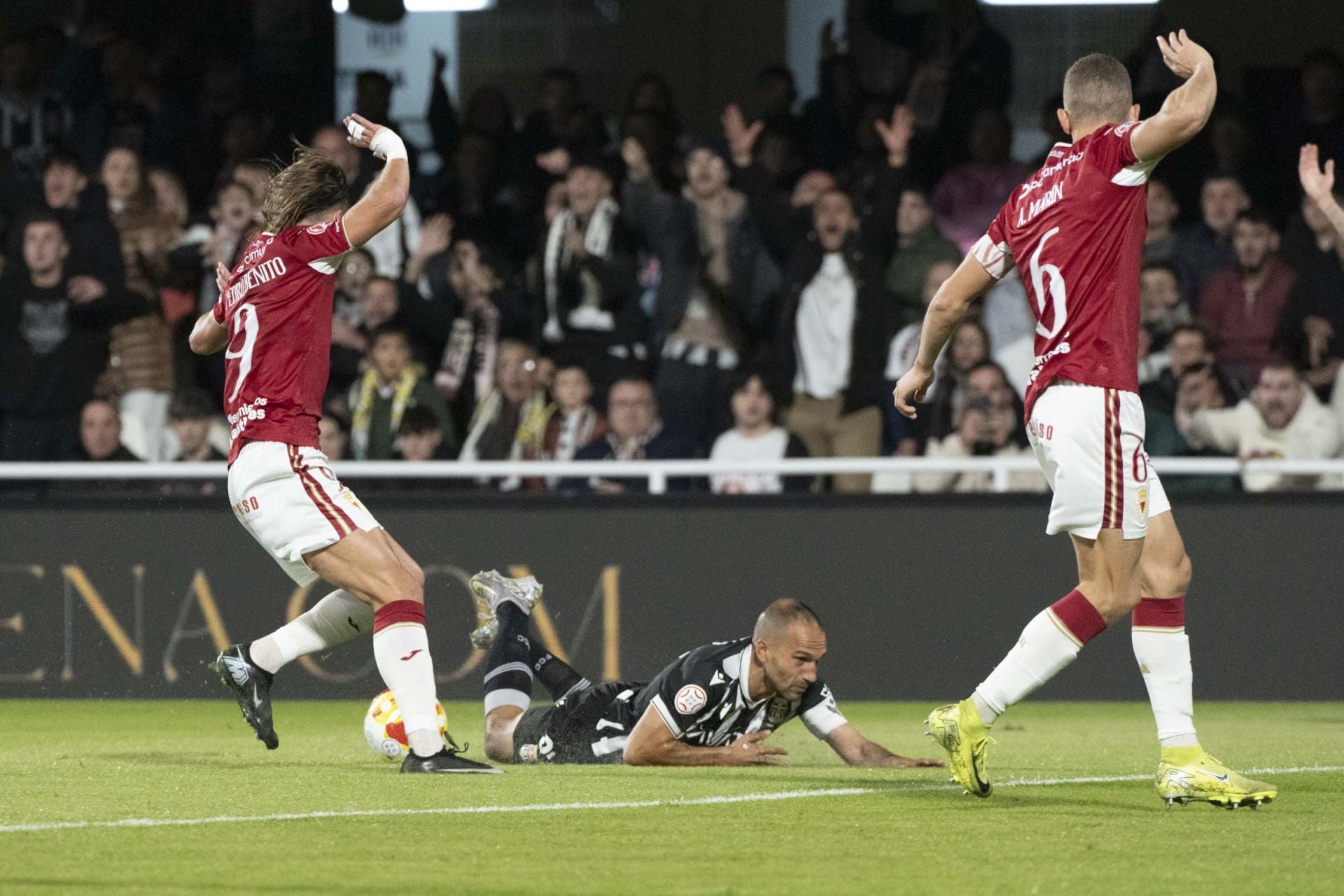 El derbi FC Cartagena - Real Murcia, en imágenes