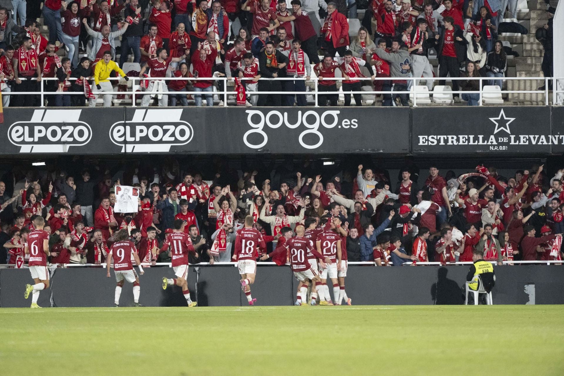 El derbi FC Cartagena - Real Murcia, en imágenes