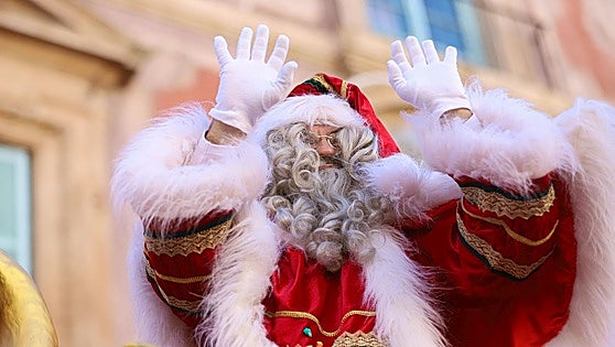 En imágenes, la Cabalgata de Papá Noel en Murcia