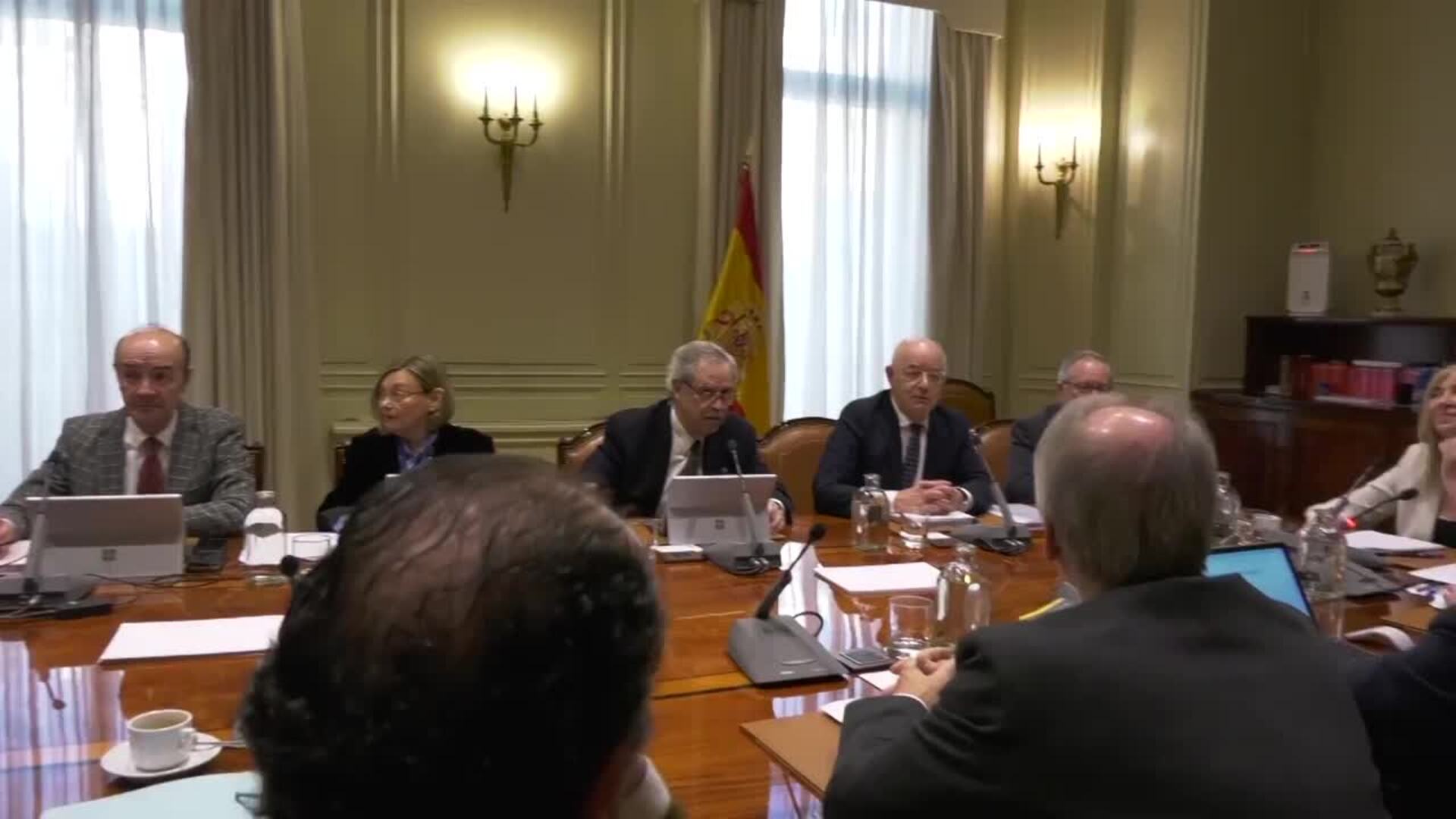 El Gobierno estudia garantizar la gratuidad de la preparación a opositores a jueces y fiscales