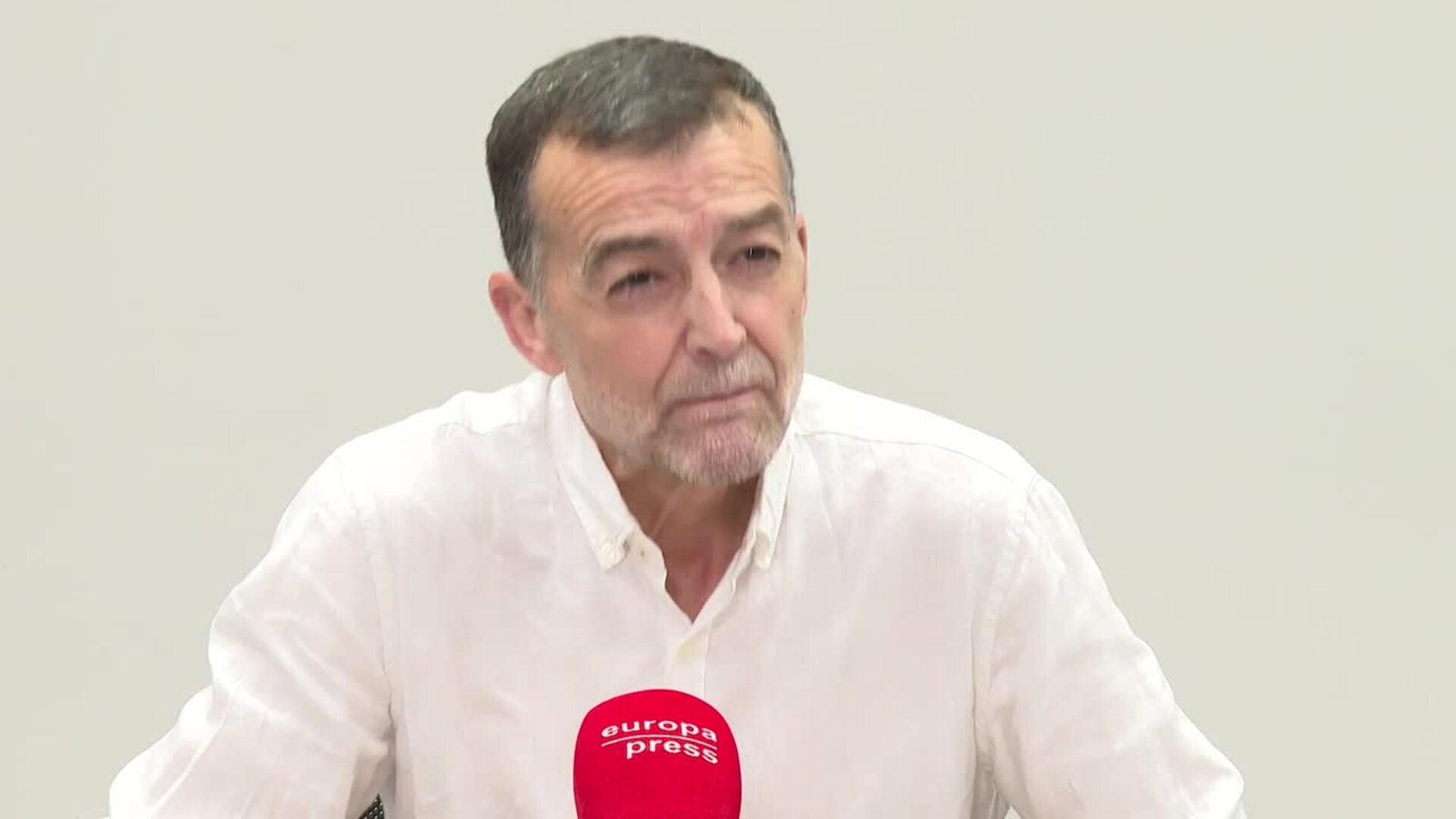 IU exige a PP que se aclare: critica los contratos con Huawei y tiene un memorando con PC Chino