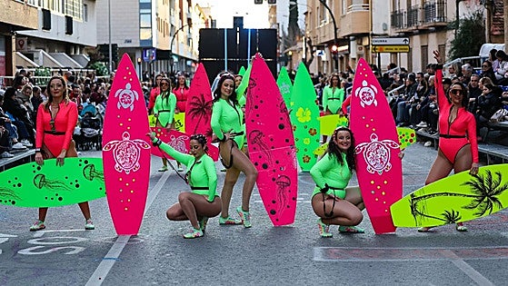 «Esencia carnavalera» en el segundo gran desfile de la pedanía murciana de Cabezo de Torres