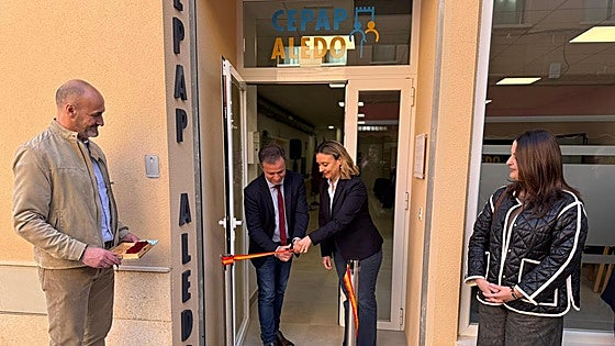 El primer Centro de Mayores de Aledo abre sus puertas para atender a más de 250 personas