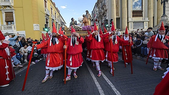 Procesión de Miércoles Santo en Murcia: «¡Con dos ovarios, estante 'colorá'!»
