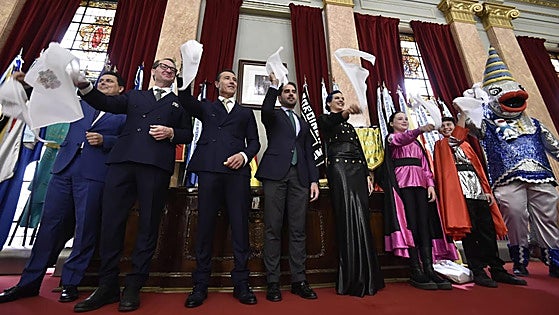 Los sardineros toman el relevo en las Fiestas de Primavera de Murcia