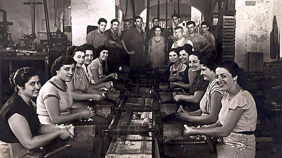 'Voces' reivindica la memoria y el legado de las mujeres conserveras en el Archivo de Alcantarilla