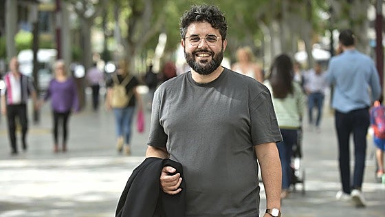 Fran Garcerá: «Me fascina la Carmen Conde humana, con sus pasiones, sus errores... y con su retenerse»