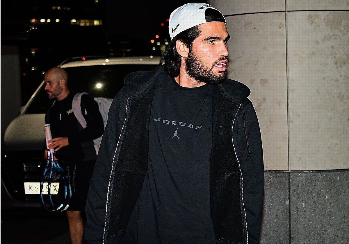 Carlos Alcaraz, a su llegada a Londres para disputar la Laver Cup este fin de semana.