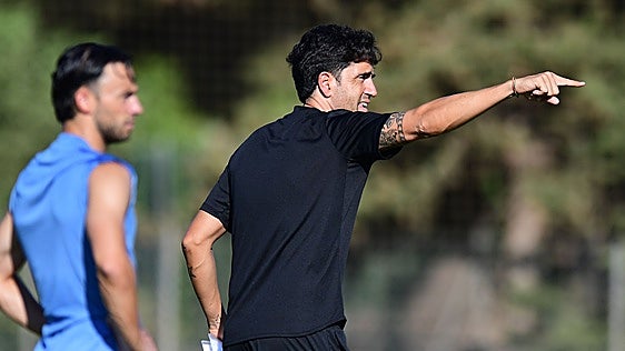 Iñigo Vélez: «Lo de Majadahonda nos lo tomamos como un reto. Queremos hacer bueno el punto del Nàstic»